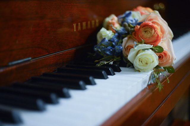 The Psychology of Music in Creating Ambiance